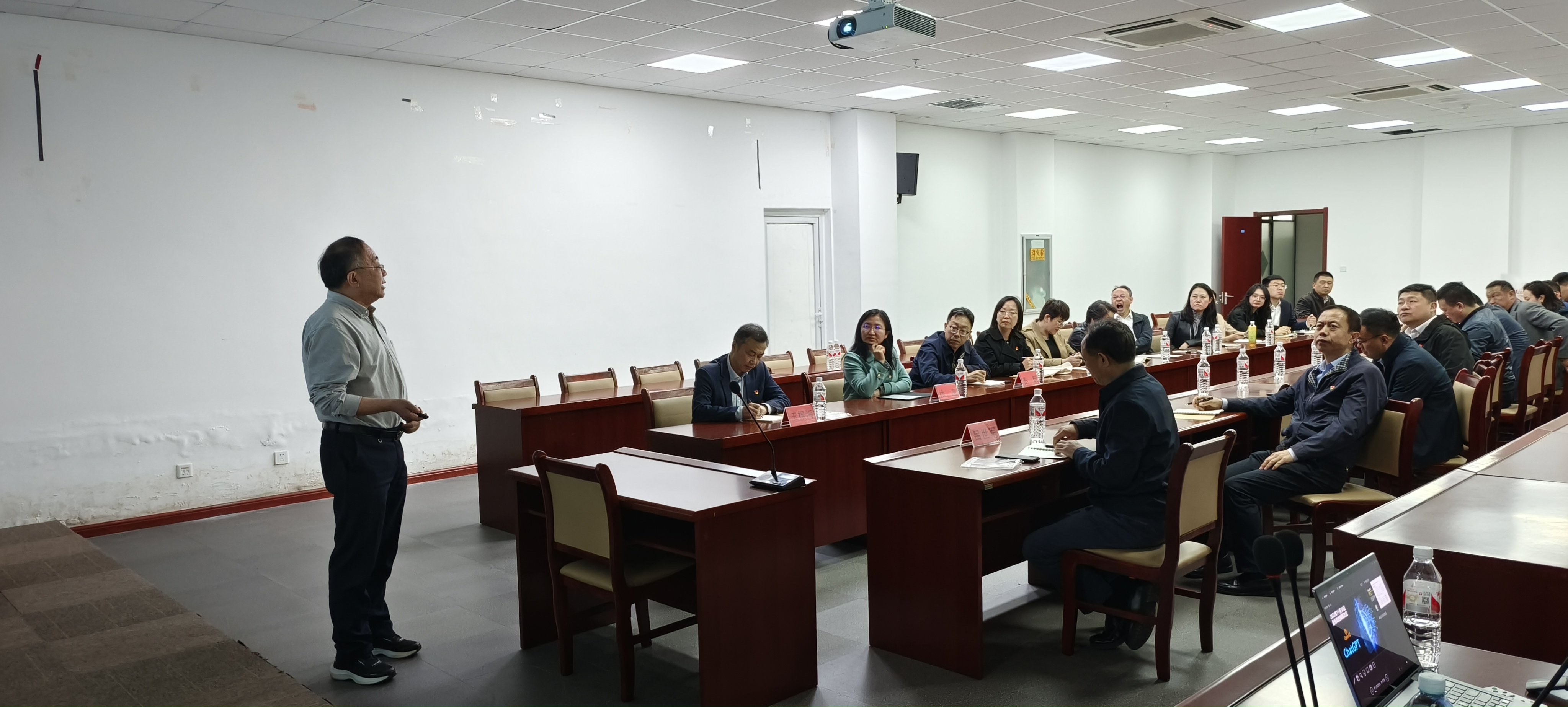 ΢��ͼƬ_20240422190632